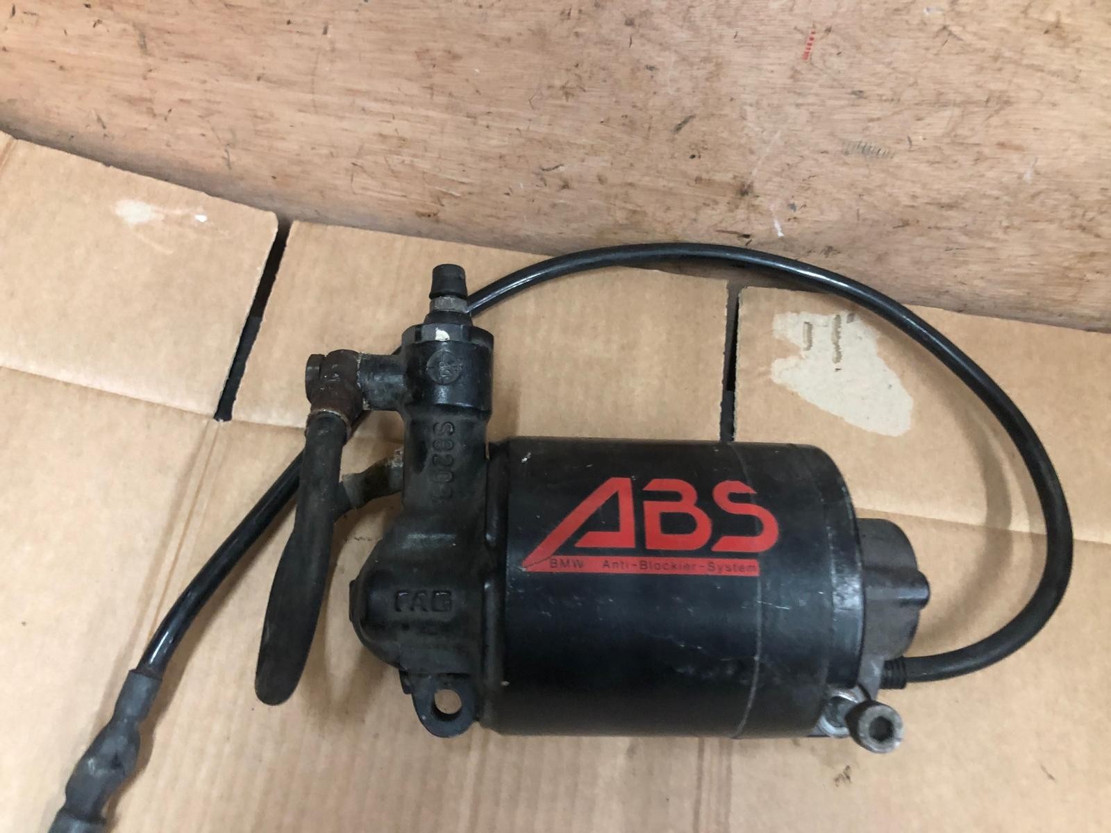 1989 - 1996 BMW K75 ABS Pump