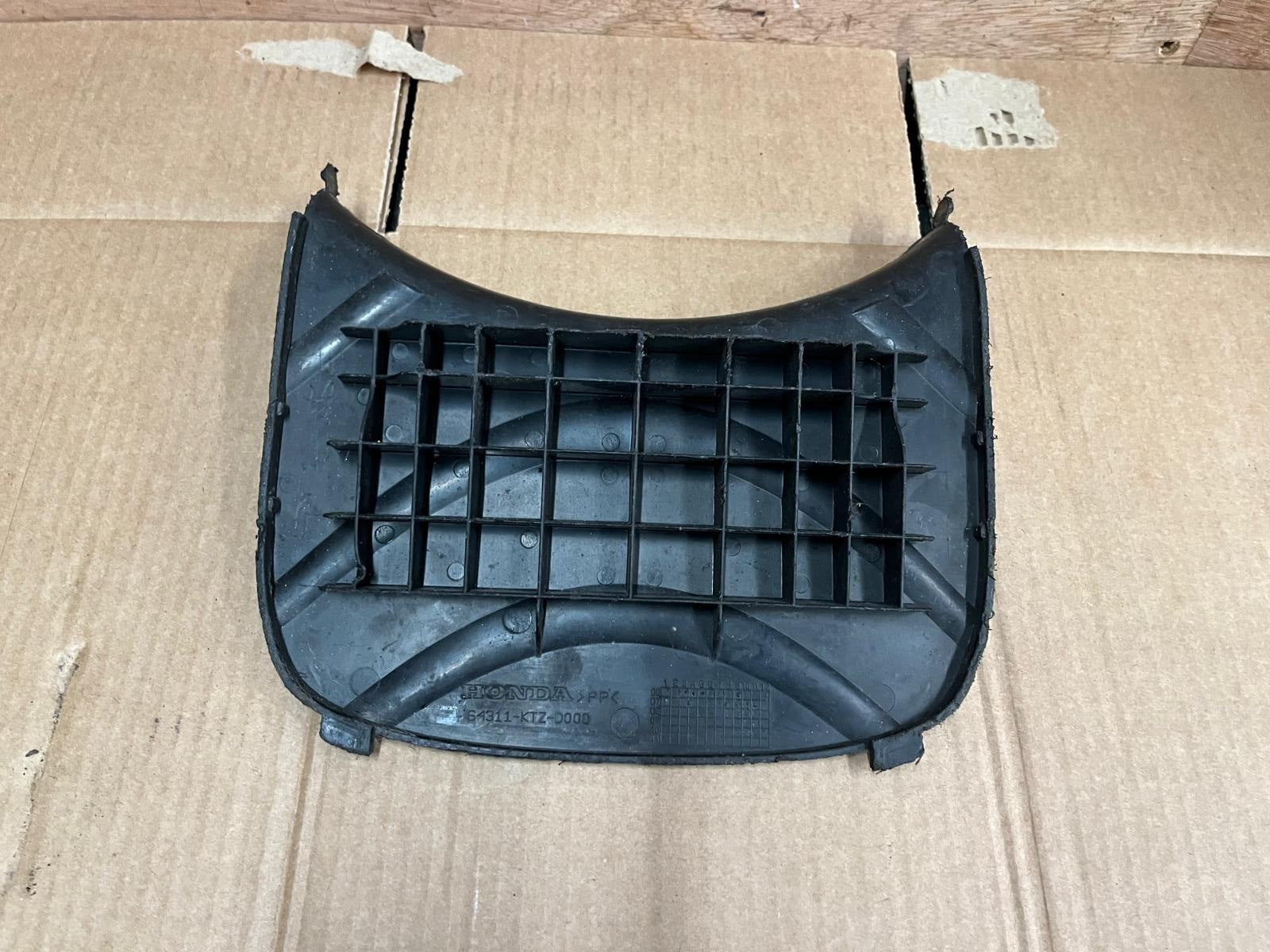 Honda PES 125 Maintenance Cover Lid | 64311-KTZ-D000