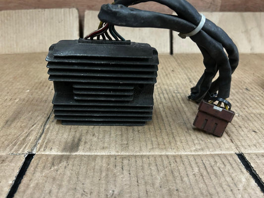 584533 | 2007 - 2015 Piaggio Vespa GTS 125 Voltage Regulator