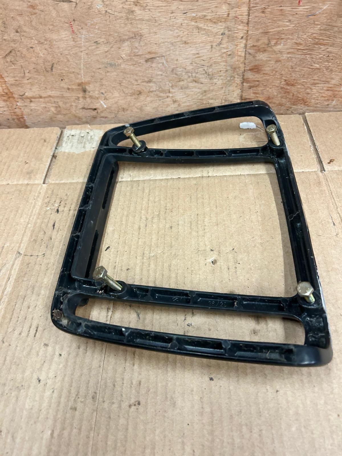 1885 - 1995 BMW K75s Luggage Rack | 23000679