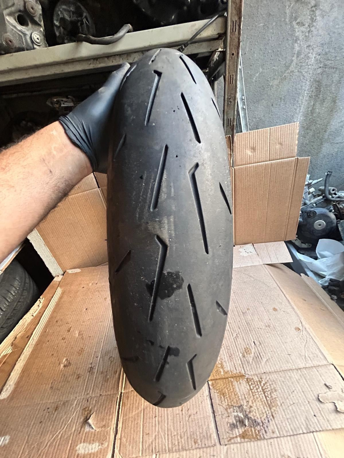 Pirelli Diablo Rosso 4 Corsa Tyre 120/70/17