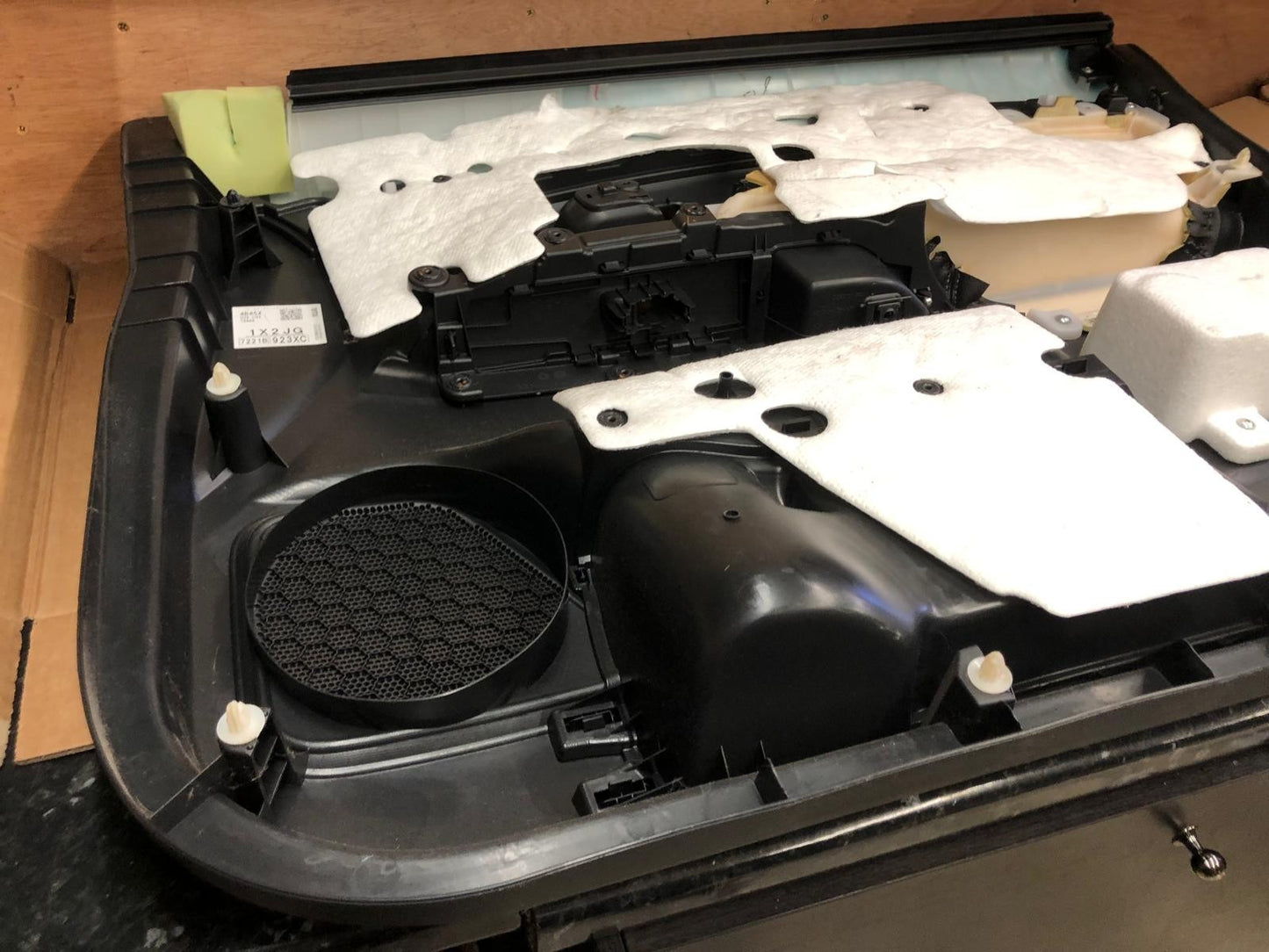 2014 Mitsubishi Outlander GX 4h PHEV Front Left Door Card | 7221B923XC