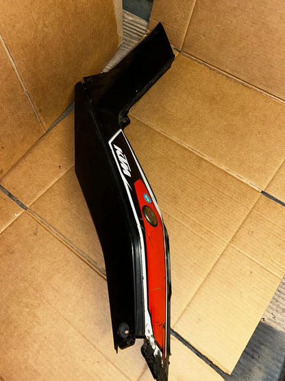 2016 KTM Duke 125 Rear Left Fairing | 90108043000