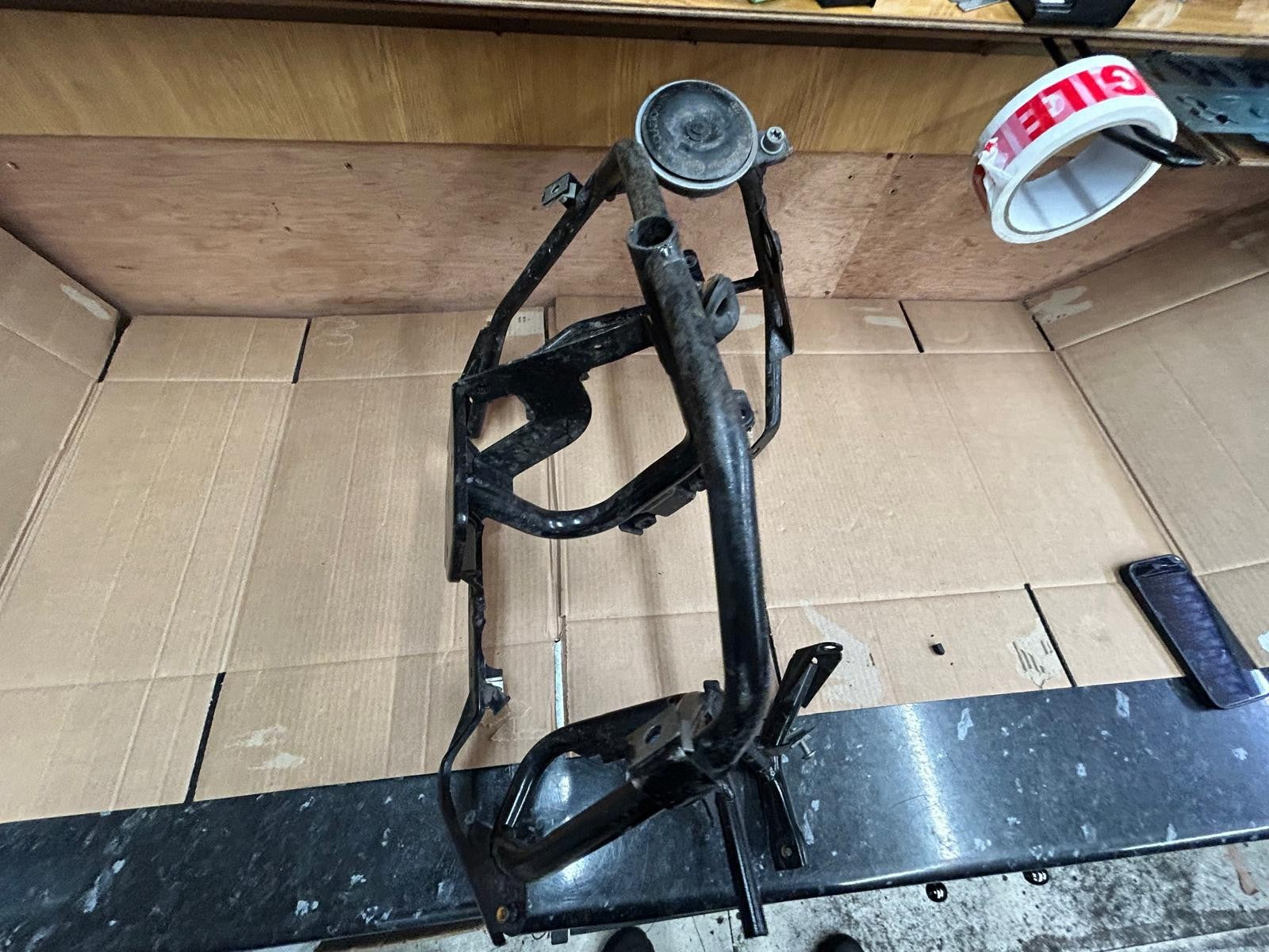 2013 BMW K18 C600 Sport Front Upper Fairing Bracket | 4651 7724944