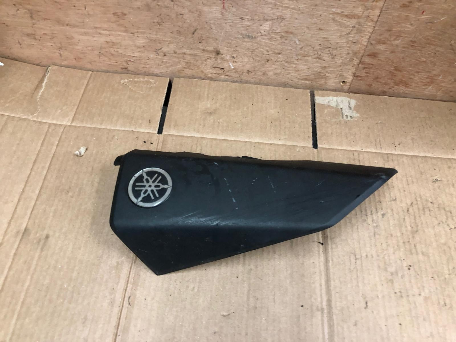 2019 Yamaha GPD125-Aocito / 2020 Nmax 125 Leg Shield Panel | 2DP-F835V-00