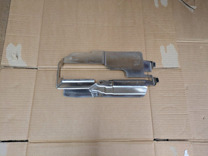 2011 Audi A3 S Line Steering Column Inner Mount Bracket | 8P0880225 225086098