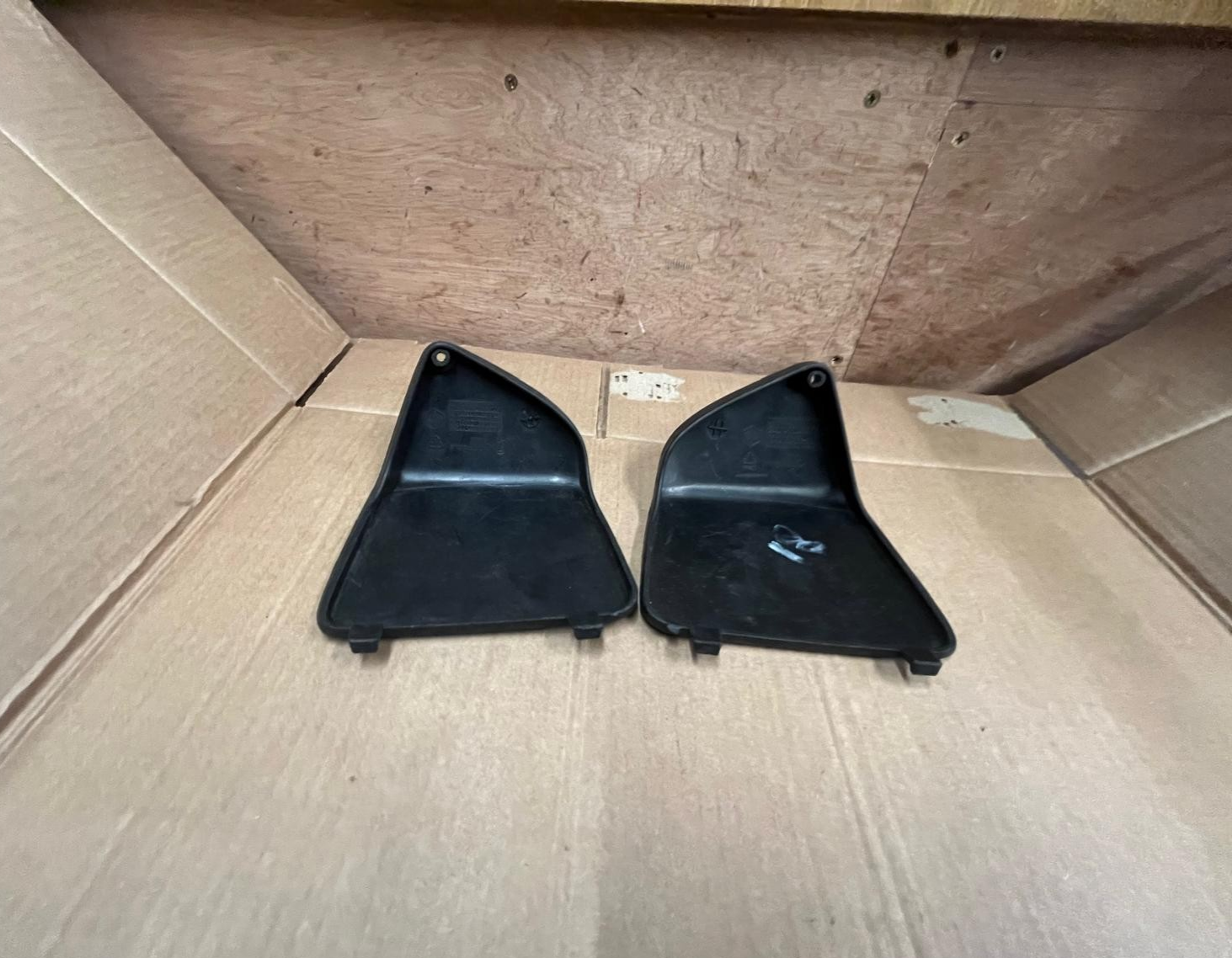 2009 - 2015 Vespa GTV 300 Left & Right Side Storage Flaps | 577395 577396