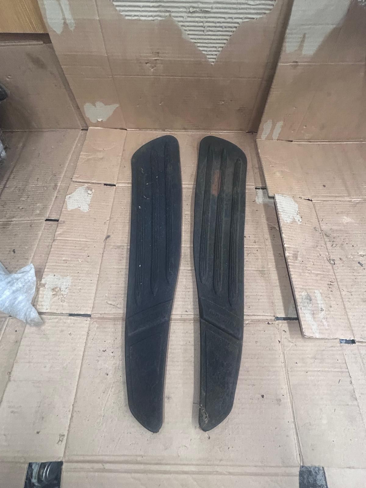 2001 Vespa ET4 Cento 125 Rubber Floor Mats