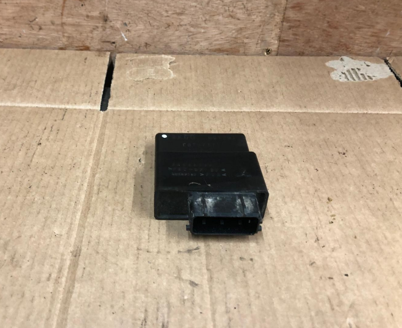 2019 Suzuki GSXR Relay Module | F8T57771 MGT291 23K60