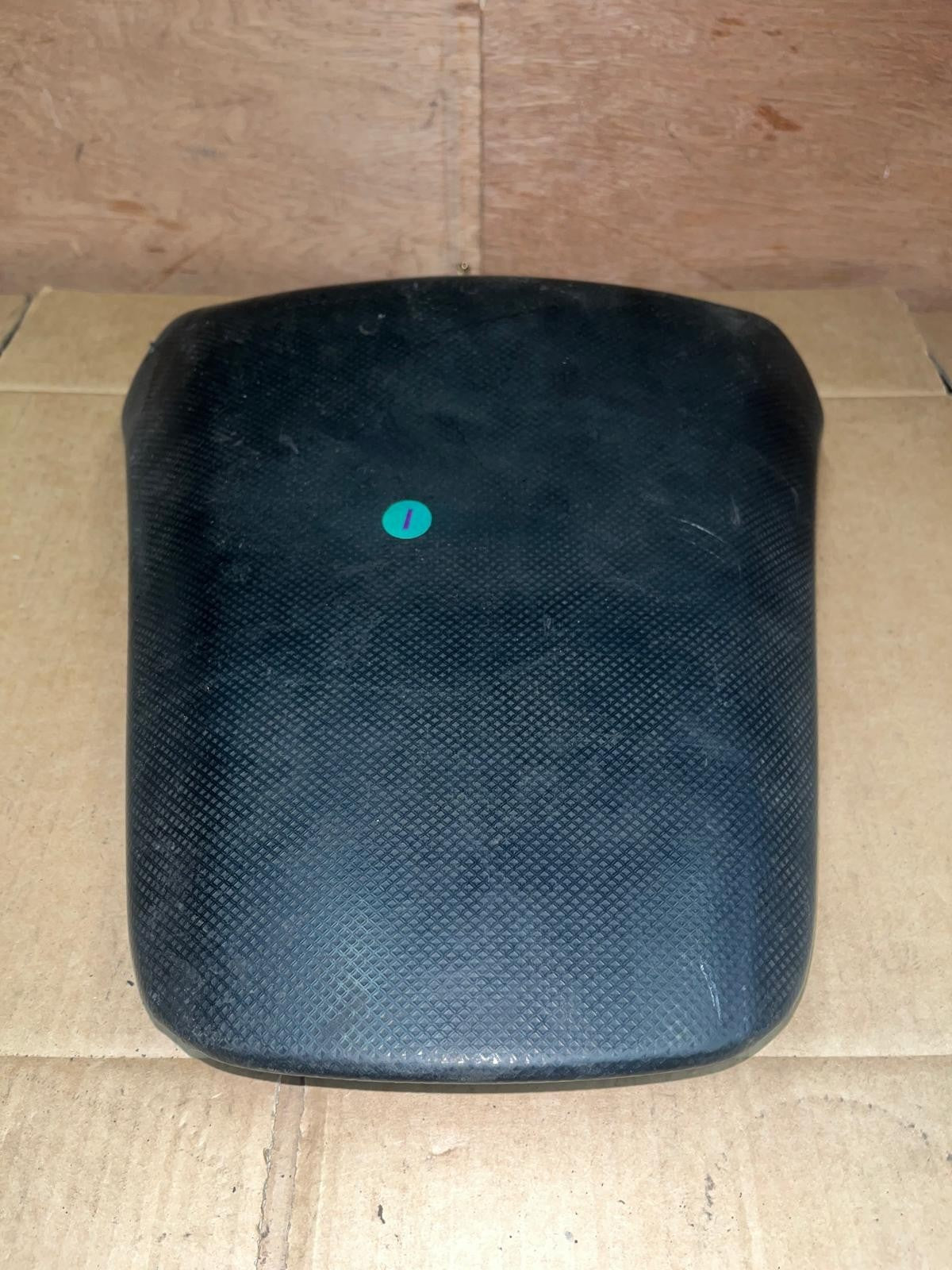 OEM 2018 Honda NC750X Pillion Seat | 77300-MKL-D51