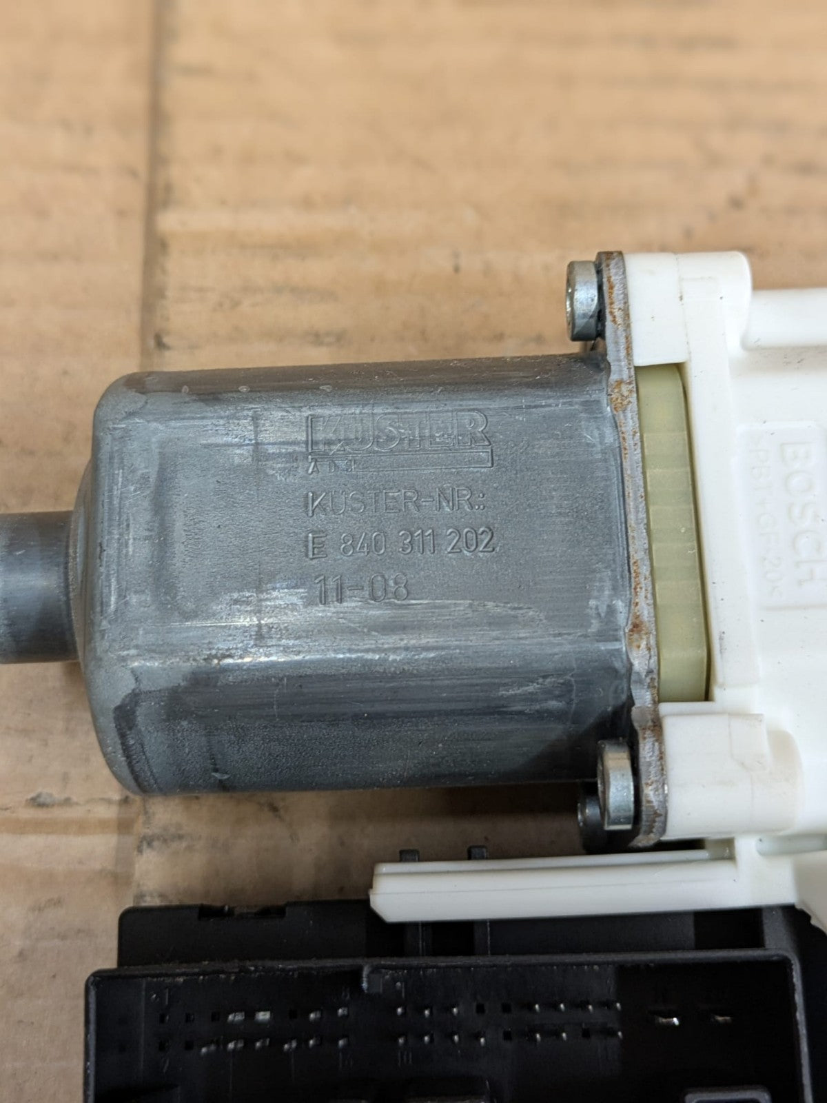 2011 Audi A3 S Line Front Right Driver Side Window Motor | 840311202 8P0959801P