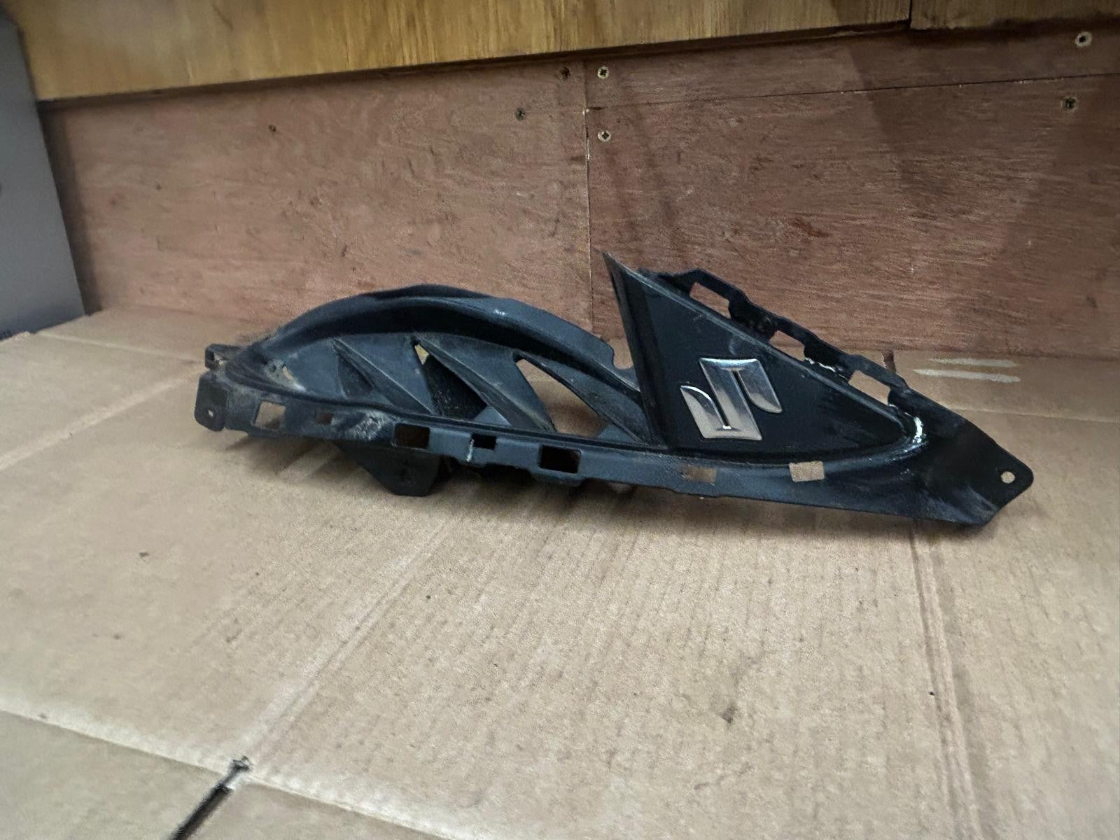 2018 Suzuki GSX-R 125R/RX Middle Side Cowling | 94432-23K00