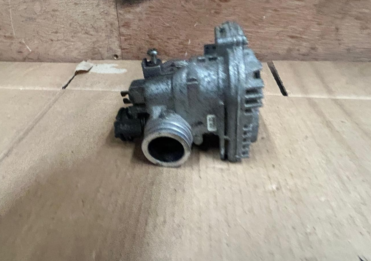 2006 - 2015 Vespa LX LXV 125 Throttle Body with ECU | CM160011