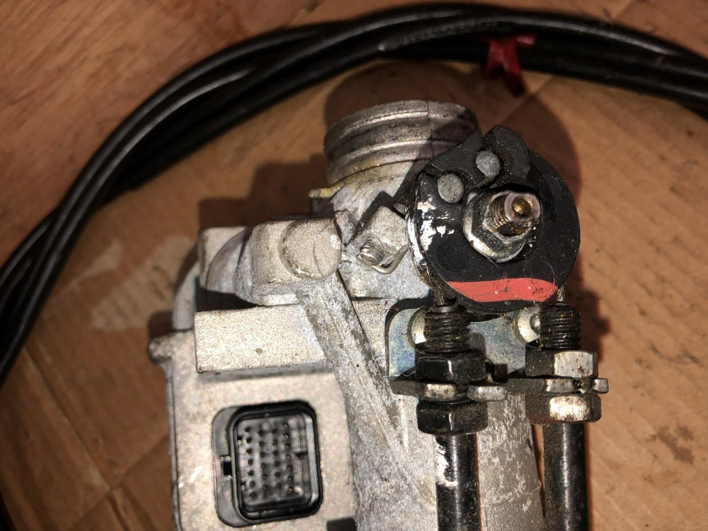 2008 - 2015 Vespa GTS 300 Throttle Body with ECU | CM081701