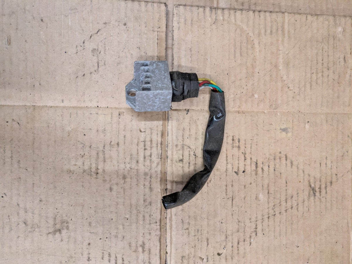 Sinnis Encanto 50 Voltage Regulator Rectifier