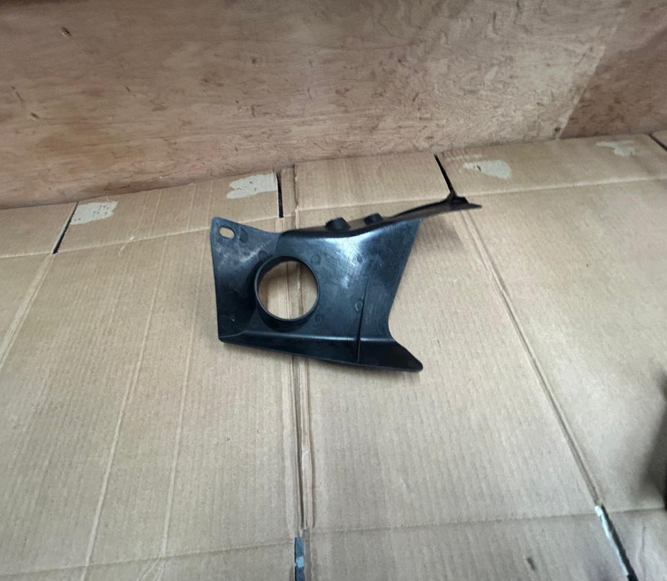 2012 - 2015 KTM Duke 690 Right Side Fuel Tank Infill Panel | 76003086000