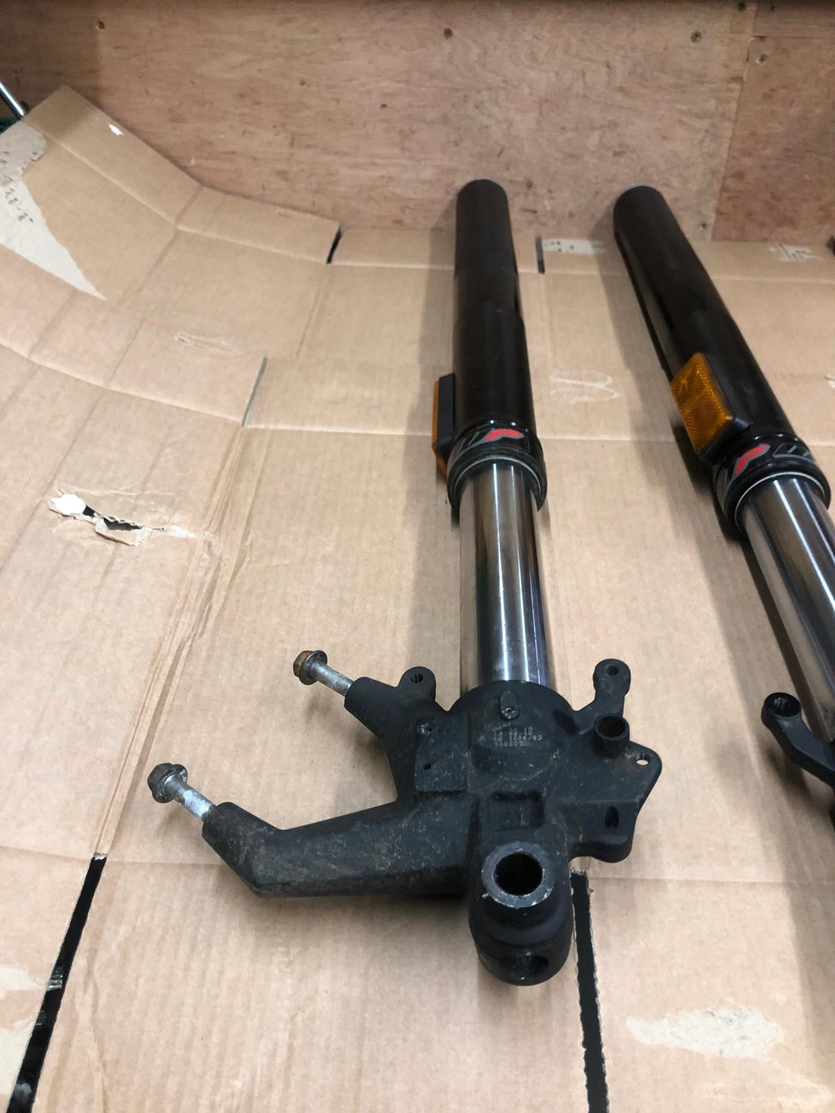 2019 KTM Duke 125 Front Fork Legs