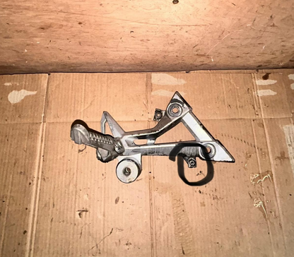 2009 Honda CBR 125 Rear Right Passenger Footrest Assembly