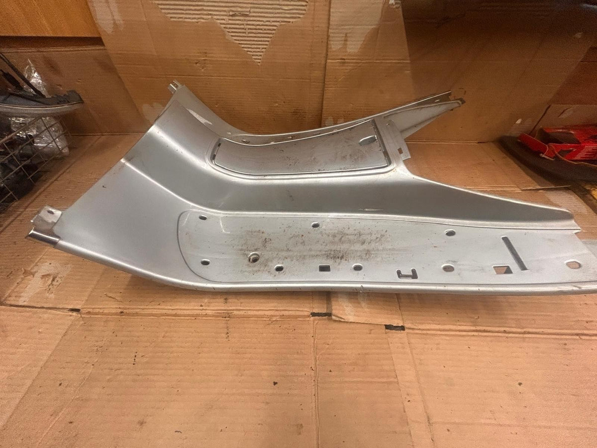 2001 Vespa ET4 Cento 125 Footrest Board Floorboard Panel