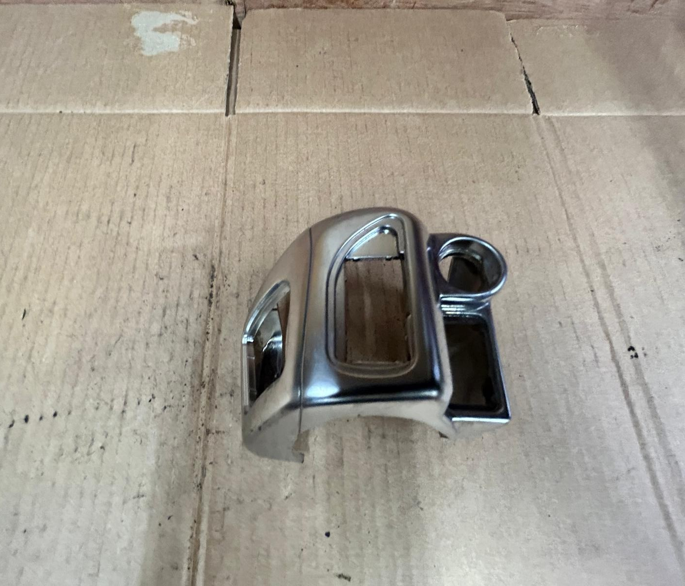 2006 - 2013 Piaggio MP3 125 Left Handlebar Switch Surround Cover | 622993
