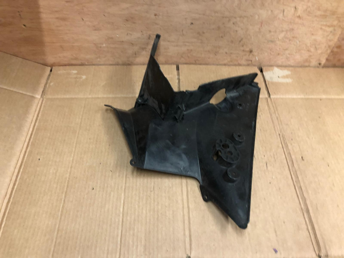 2000 - 2001 Honda CBR 900RR Fireblade Left Heat Guard Panel | 64385-MCJ-0000
