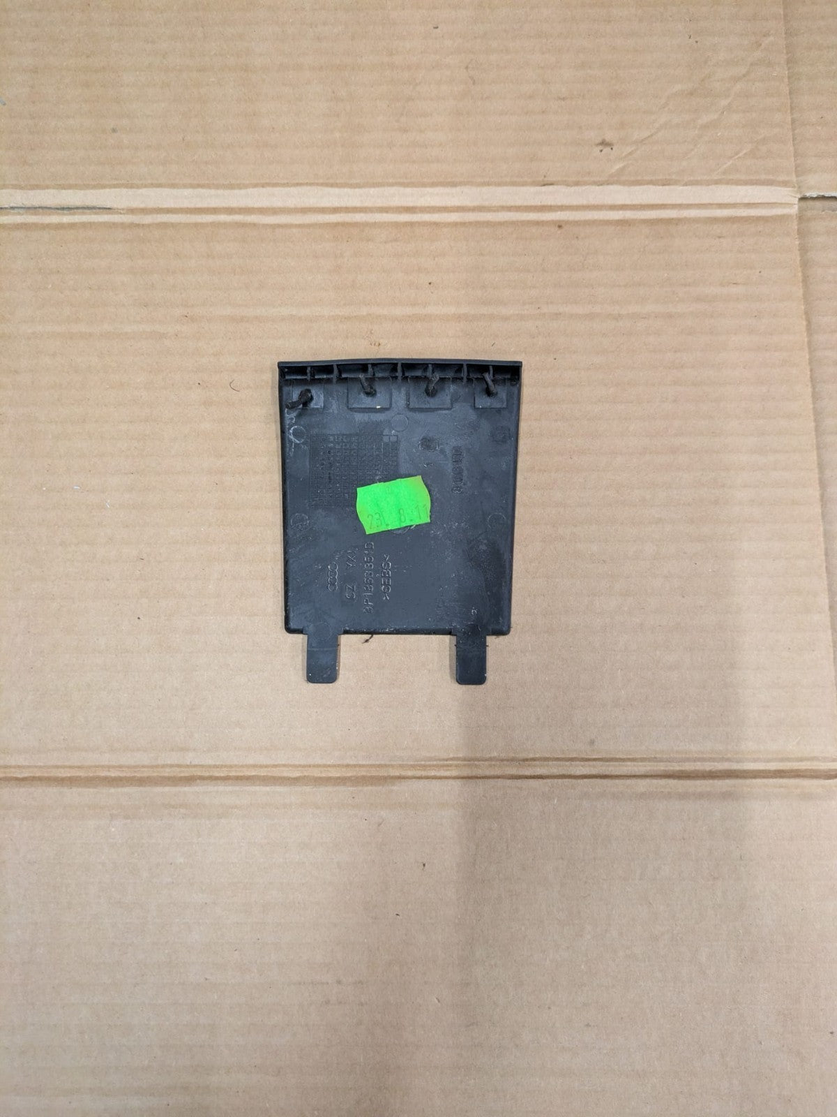 2011 Audi A3 S Line Rear Centre Console Storage Tray / Flap | 8P1863351D