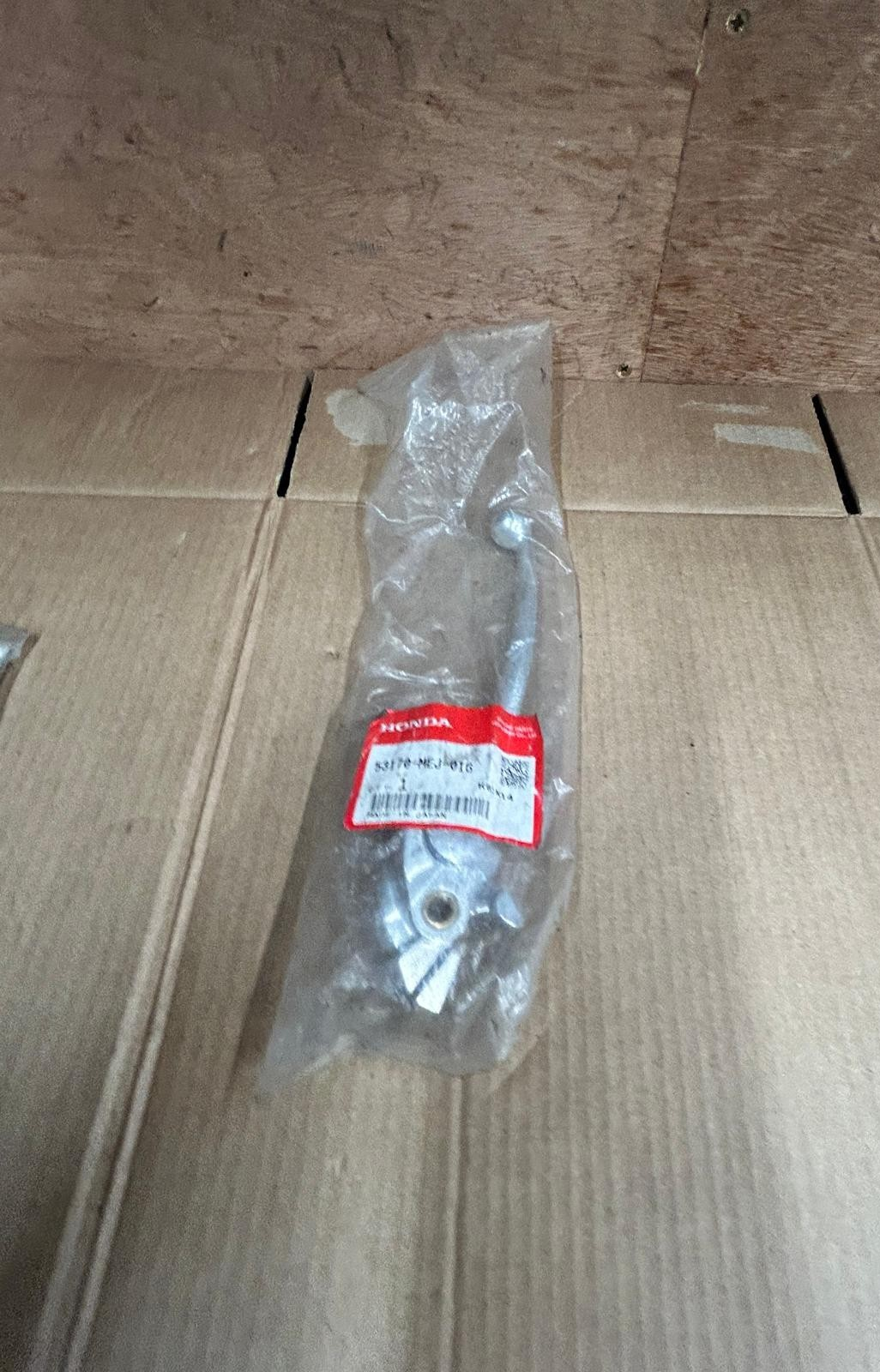 Genuine 2013-2014 CB1100 / 2013 CB600F Right Hand Lever Assembly | 53170-MEJ-016