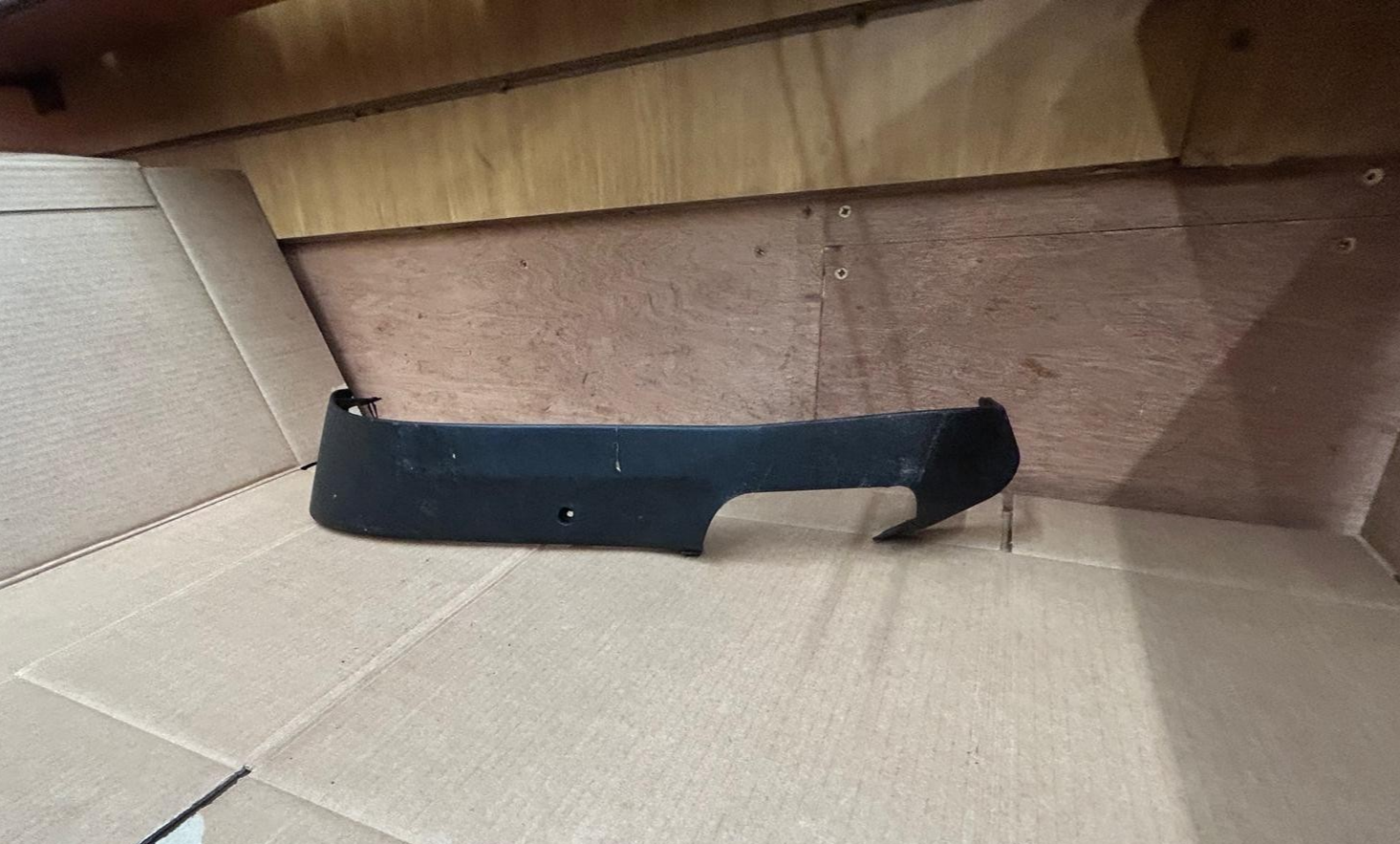 BMW 7 Series E38 Front Left Lower Seat Side Panel Trim | 8150018