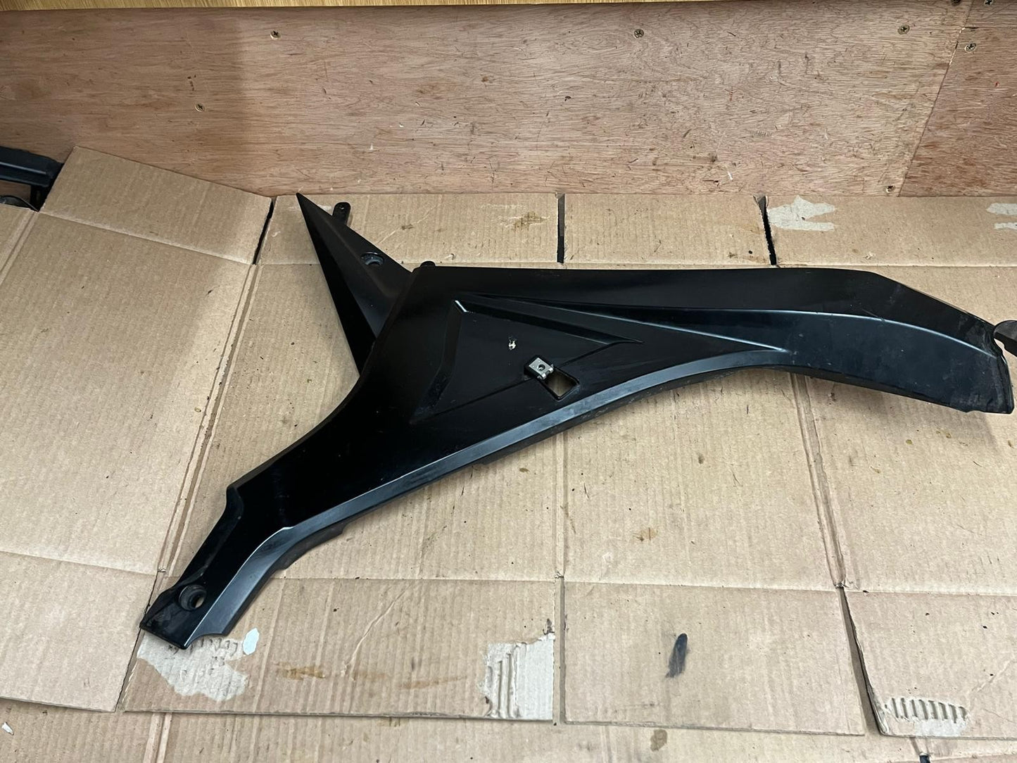 2018 Suzuki GSXR 125 R RX GSXS 125 MLX Front Right Frame Cover | 47111-23K0