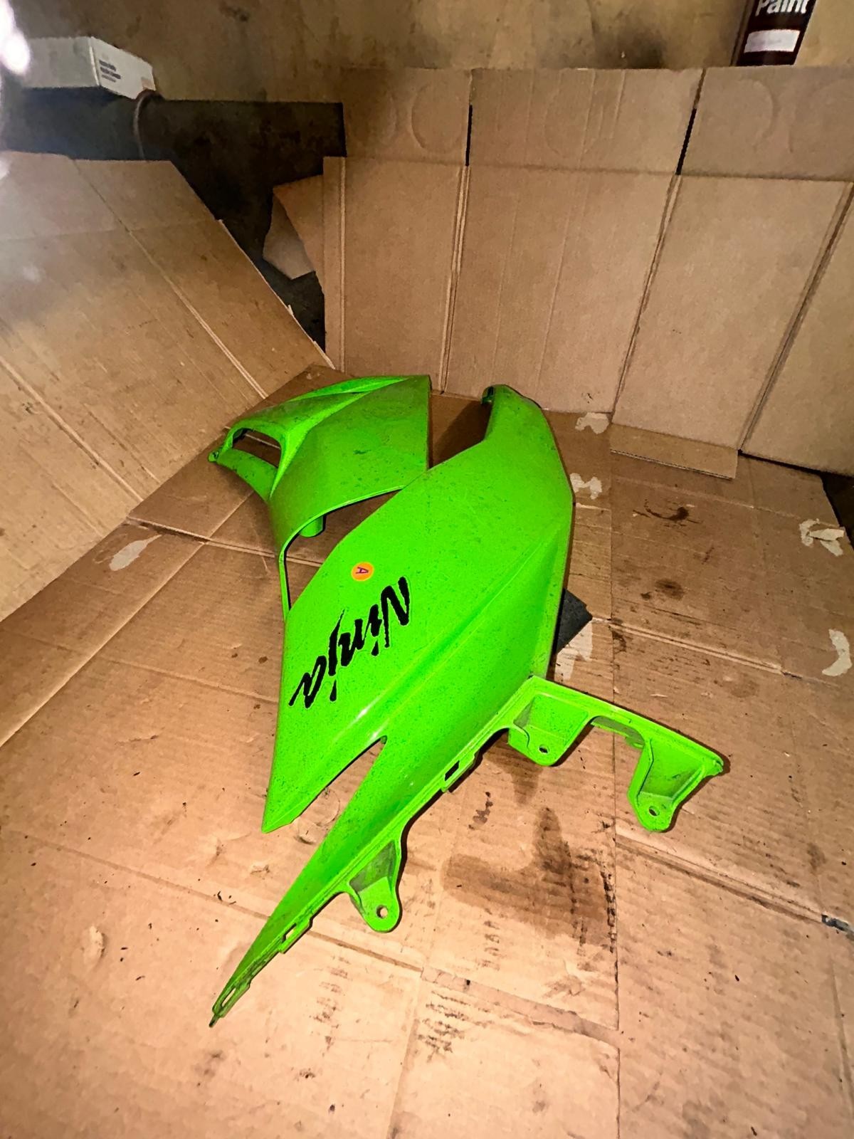 2009 - 2012 Kawasaki Ninja ZX6R Fairing Panel