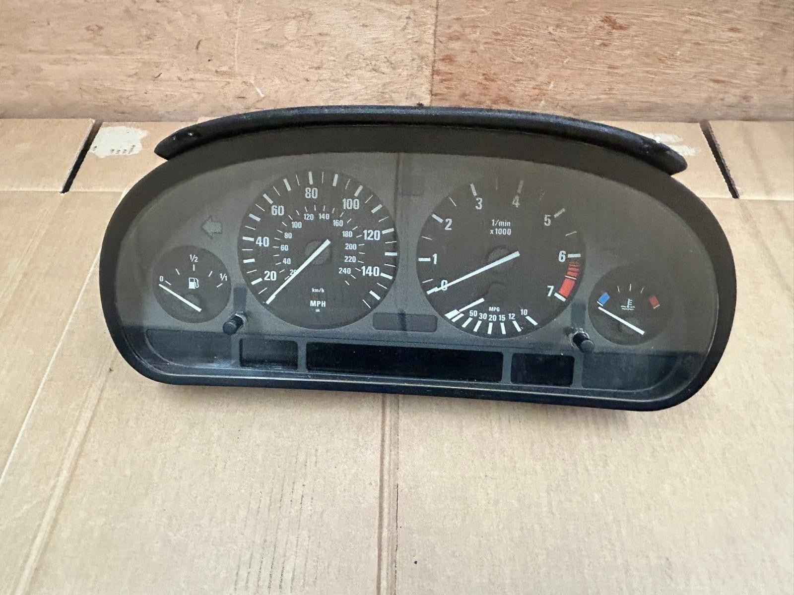 Genuine BMW 7 Series E38 Speedometer & Module | 62118364005 62118375093