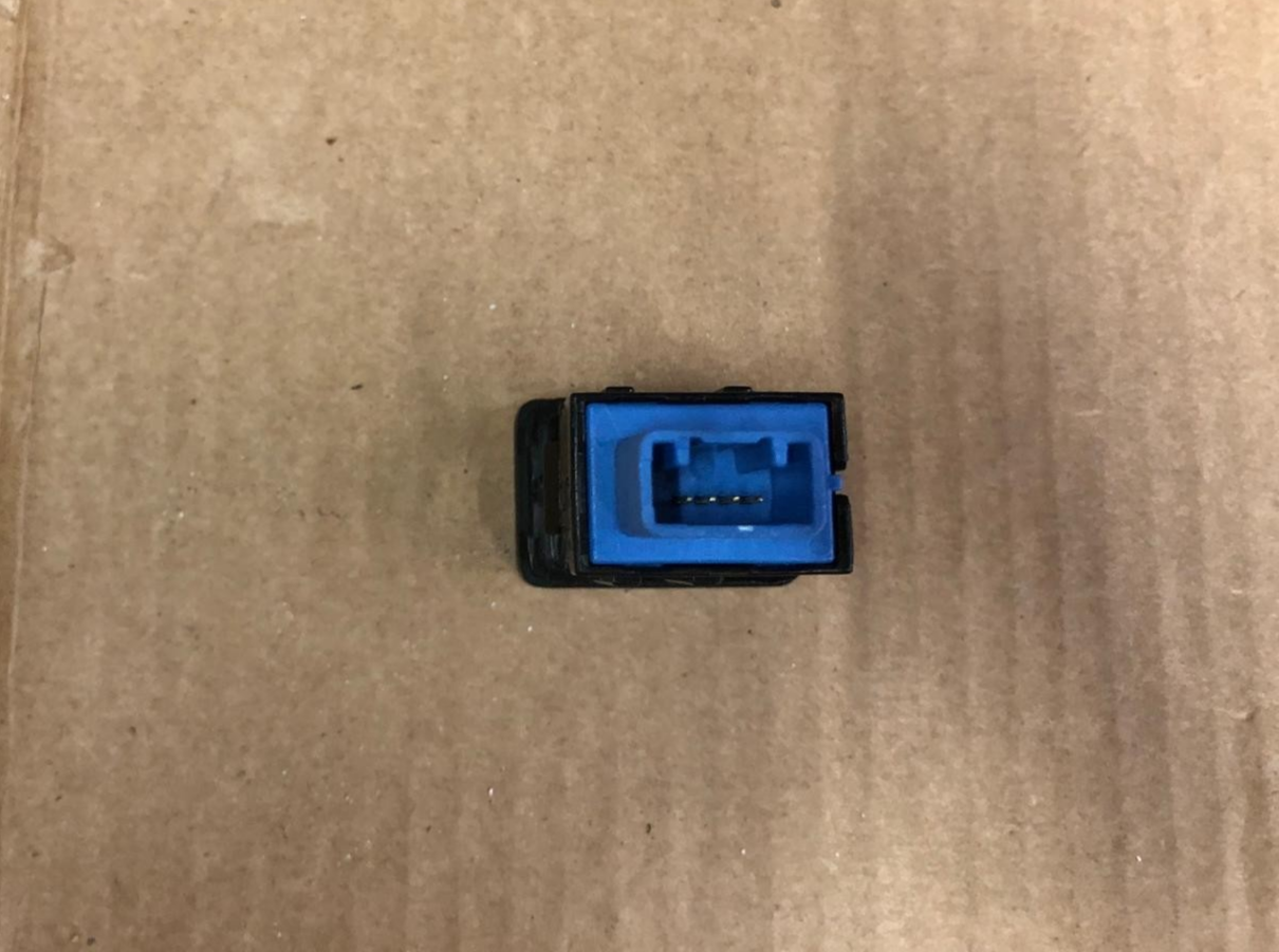 2014 Mitsubishi Outlander GX 4h PHEV  Traction Control Switch