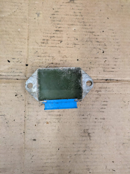 2001 Vespa ET4 Cento 125 Voltage Regulator Rectifier