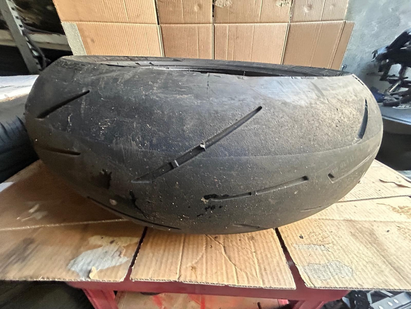 Pirelli Diablo Rosso 4 Corsa Tyre 200/60/17