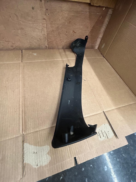 BMW 7 Series E38 Front Left Lower Seat Side Panel Trim | 8150018