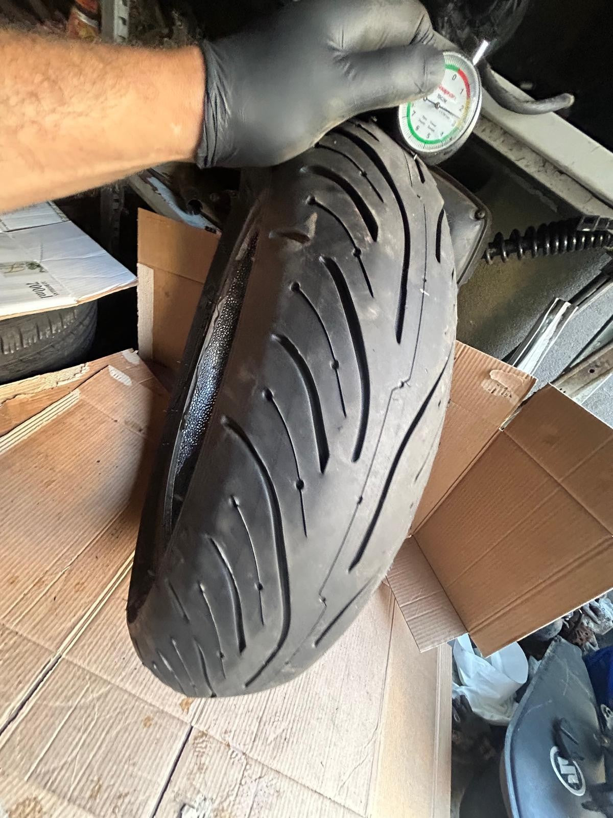 Michelin Pilot Road 4 Tyre 160/60/17