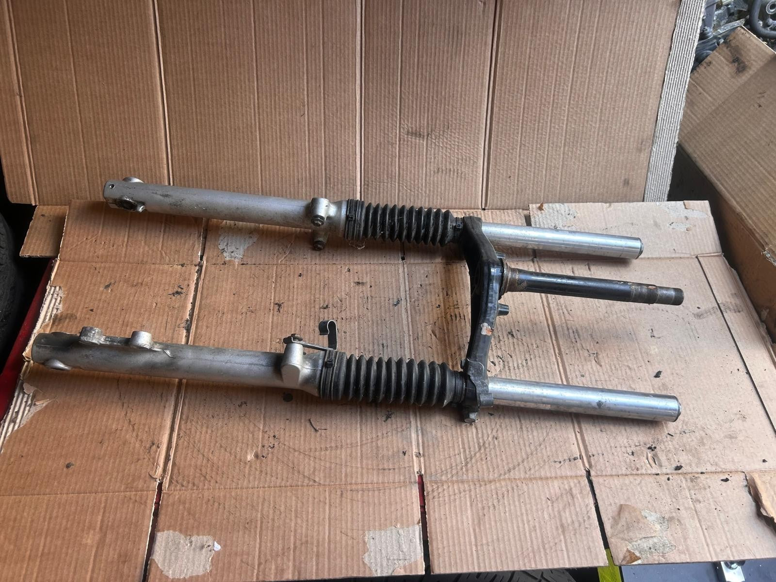 2005 Suzuki RV 125 Complete Fork Suspension