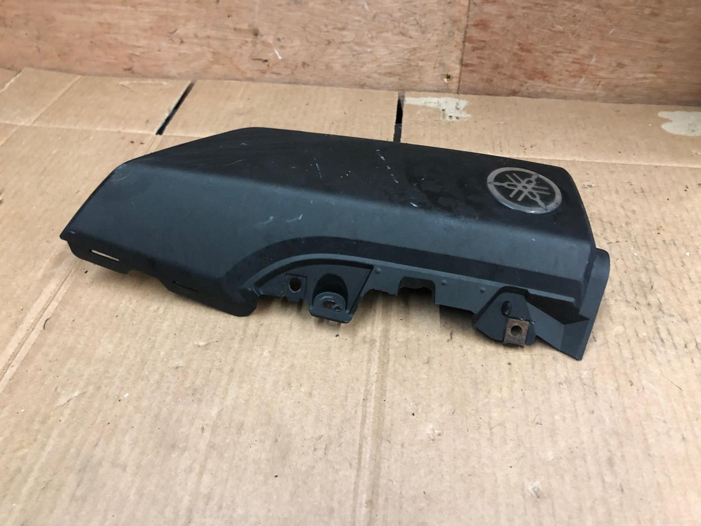 2019 Yamaha GPD125-Aocito / 2020 Nmax 125 Leg Shield Panel | 2DP-F835V-00