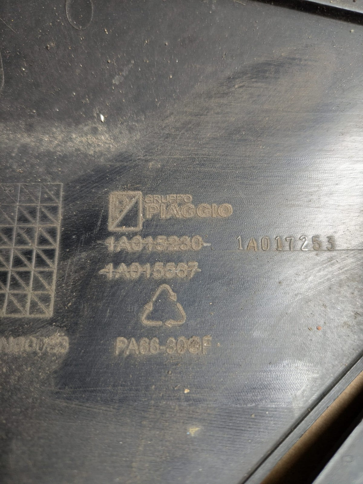 Piaggio Medley 125 Exhaust Heat Shield Cover Panel