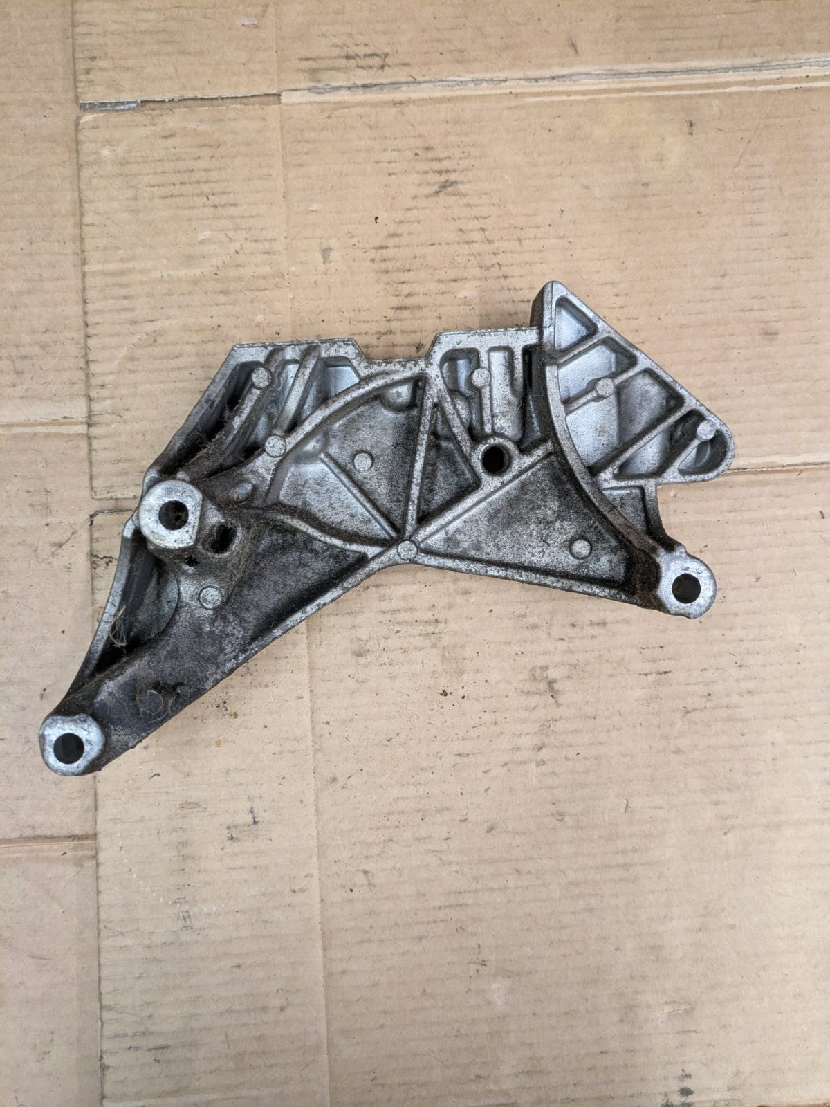 2011 Audi A3 S Line Engine Mount Bracket | 06J199207P