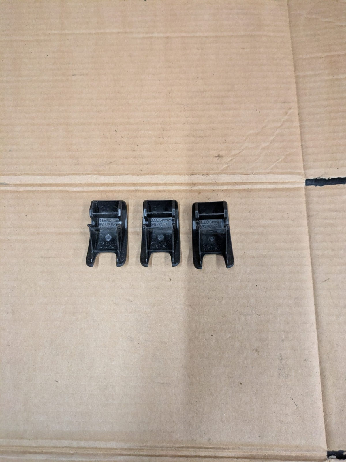 2011 Audi A3 S Line Isofix Slot Covers | 8P0887187
