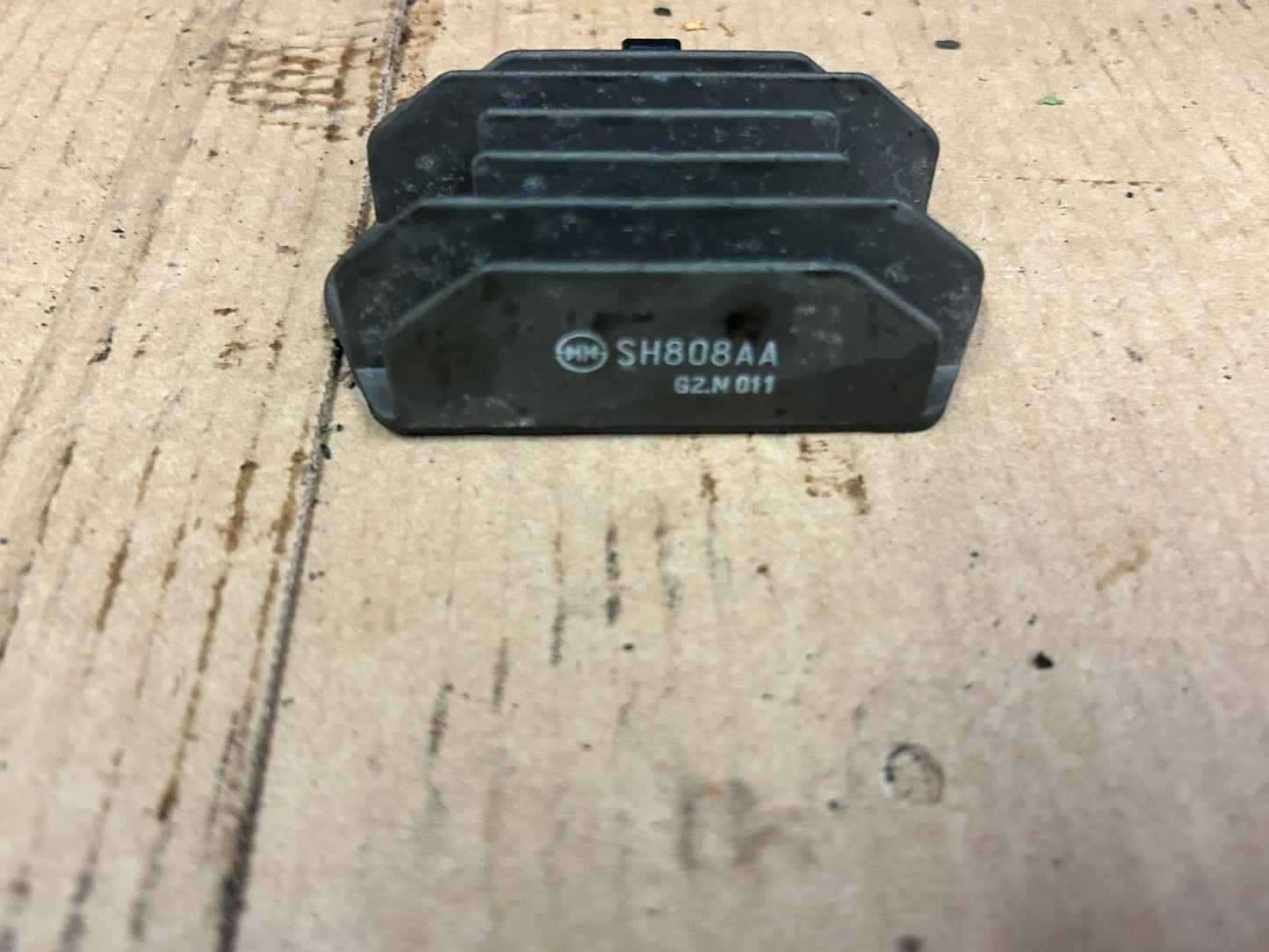 SH808AA | 2012 - 2016 Honda NSC Vision 50 Voltage Regulator Rectifier