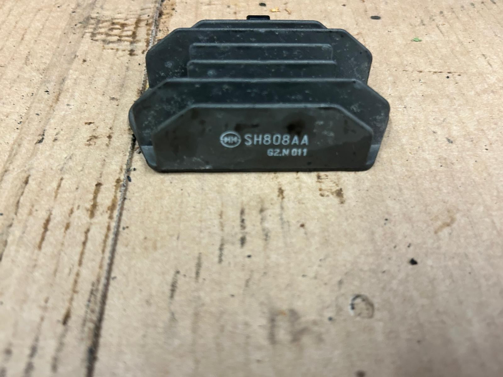 SH808AA | 2012 - 2016 Honda NSC Vision 50 Voltage Regulator Rectifier