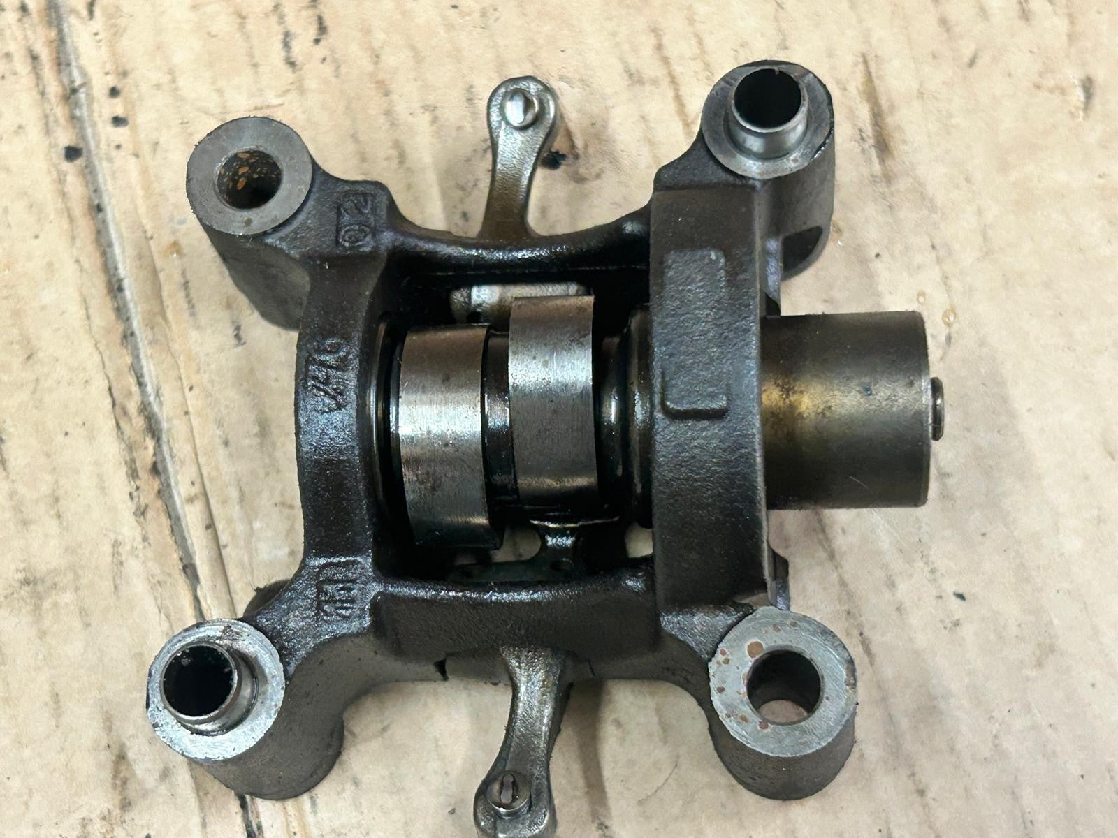 Honda FES 125 S-Wing Camshaft