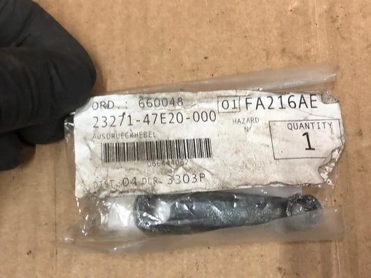 2018 - 2019 Suzuki GSXR 125 Arm Release | 23271-47E20-000