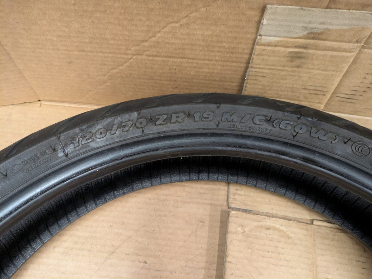 Metzeler ME888 Marathon Ultra Motorcycle Tyre 120/70/19