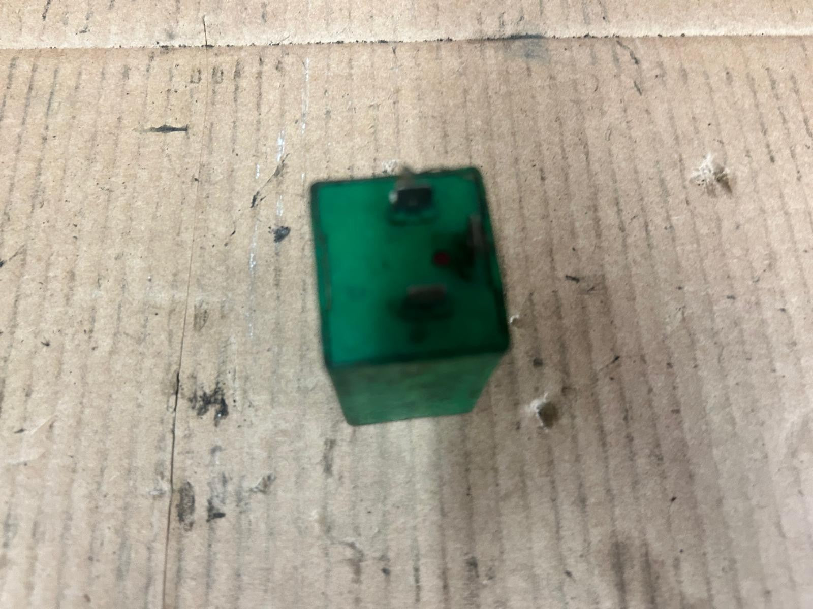 Vespa Indicator Turn Signal Relay
