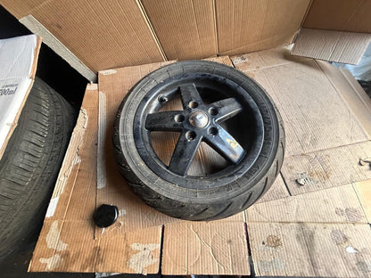Vespa LX 50 / 125 Front Wheel & Tyre