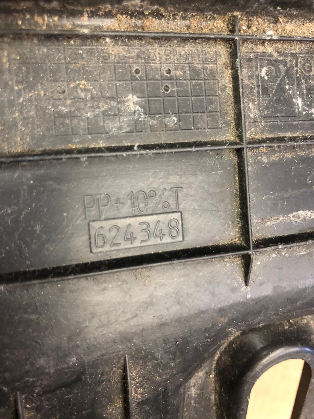 Piaggio Battery Cover | 624348