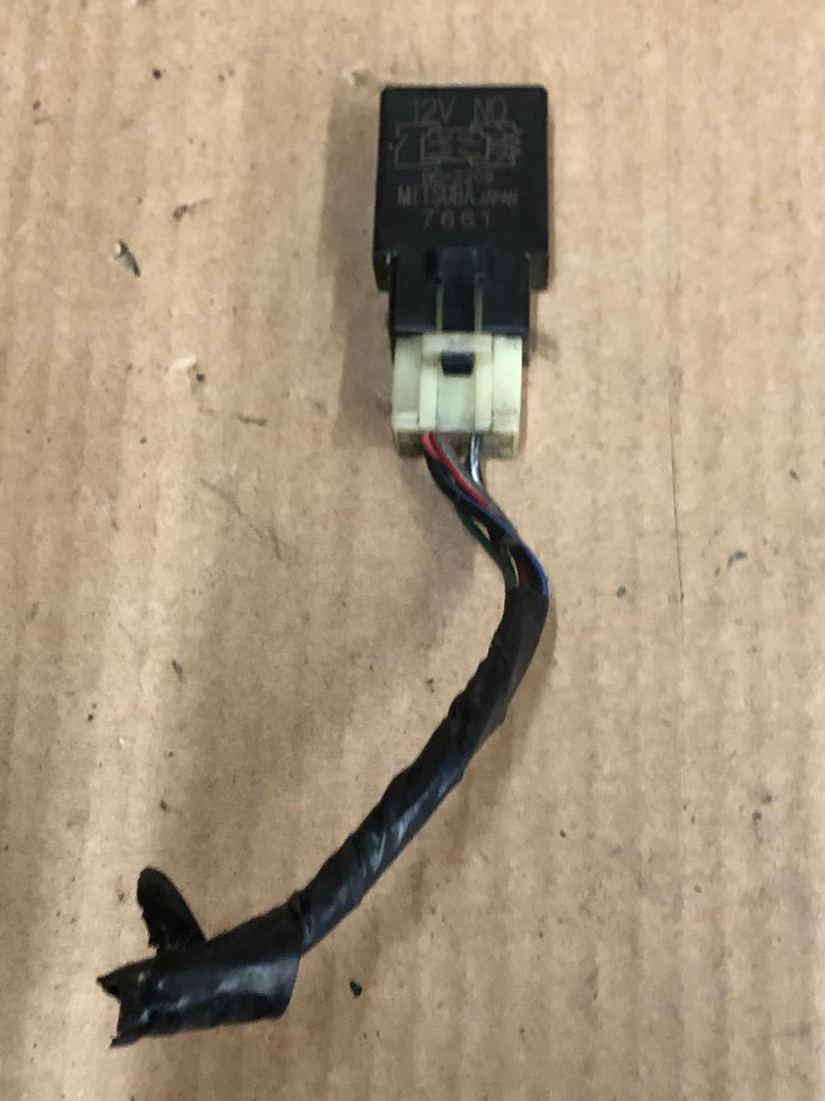 Honda VFR, CBR Fireblade, ST1100, CBR 1100 , Aprilia RSV1000R Relay | RC-2208